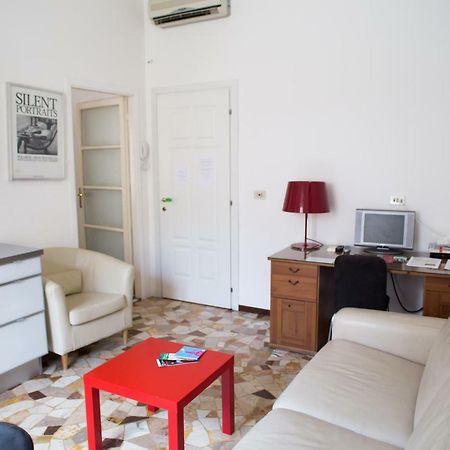 Convenient And Private Place In Milaan Buitenkant foto